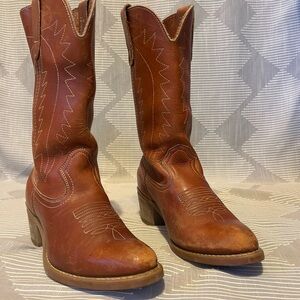 Classic Brown Vintage Western Boots Size 8